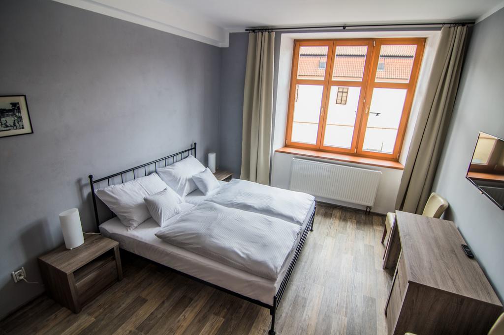 Pension Viktorin Подебрады Экстерьер фото